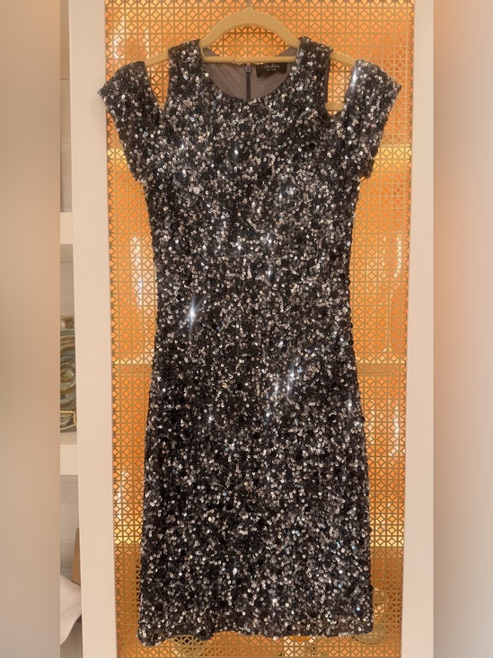 Parker Dresses & Skirts - Parker Silver Sequin Cold-Shoulder Cocktail Dress! Stunning!! Size 4! EUC